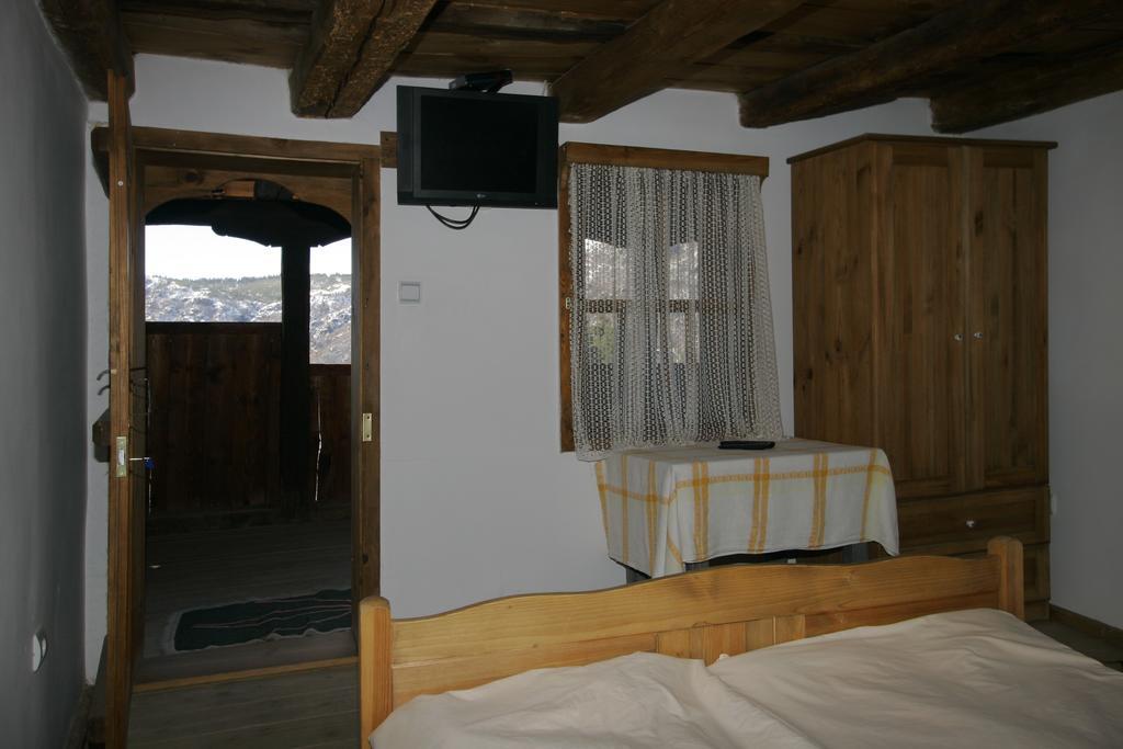 Kovačevica Kruchma Bratyata Guest House מראה חיצוני תמונה